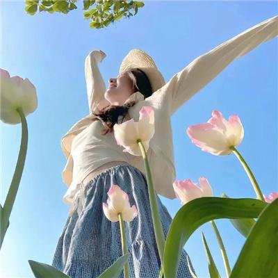 女警撞到夫
